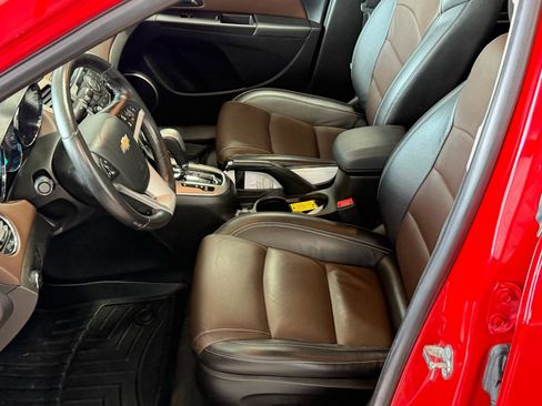 Used 2015 Chevrolet Cruze LTZ w/ Sun, Sound and Sport Package FWD image 6