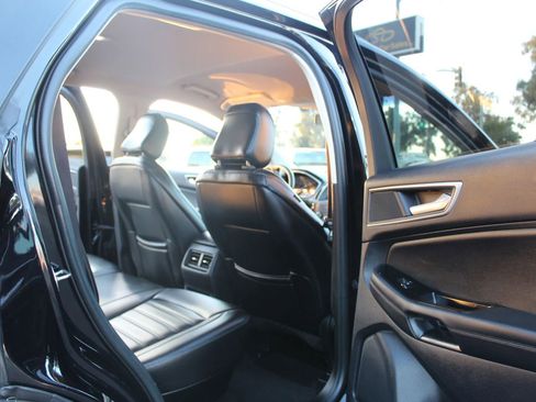 Used 2020 Ford Edge SEL AWD/4WD image 12