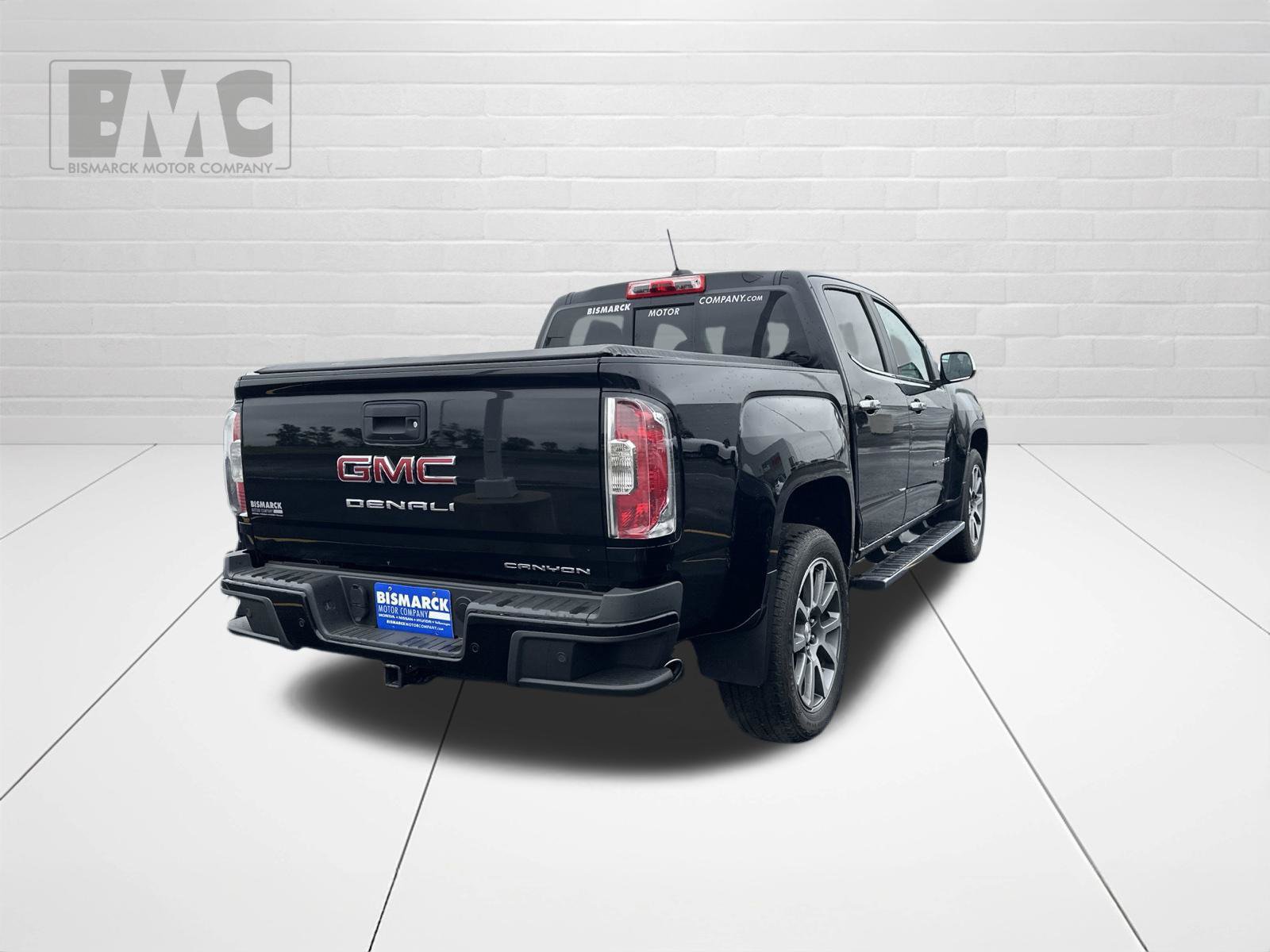 Used 2022 GMC Canyon Denali AWD/4WD image 3