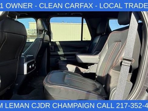 Used 2022 Ford Expedition Limited image 11