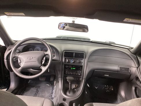 Used 2001 Ford Mustang GT RWD image 14