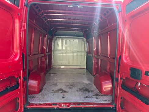 Used 2019 RAM ProMaster 2500 image 14