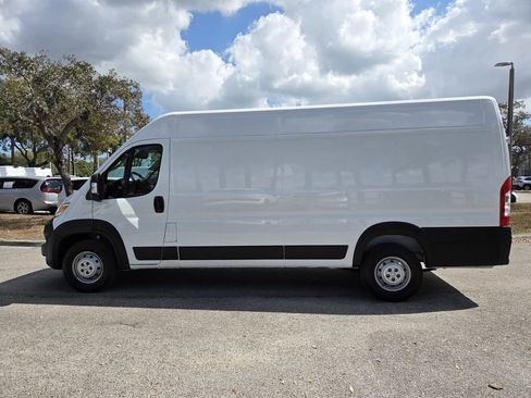 Used 2023 RAM ProMaster 3500 w/ Driver Convenience Group image 7