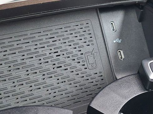 New 2026 Mercedes-Benz GLE 450 4MATIC image 35