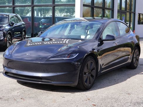 Used 2024 Tesla Model 3 Long Range image 8
