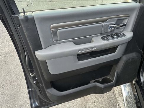 Used 2018 RAM 1500 Big Horn image 17