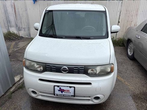 Used 2013 Nissan Cube 1.8 S w/ Interior Designer Pkg image 2