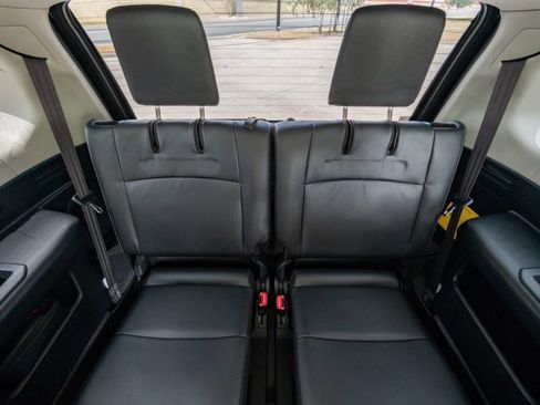 Used 2024 Toyota 4Runner Limited AWD/4WD image 18