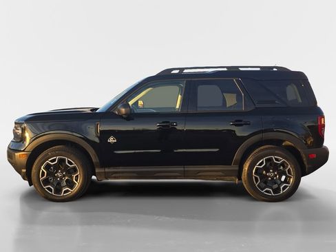 Used 2025 Ford Bronco Sport Outer Banks w/ Outer Banks Tech Package+ image 2