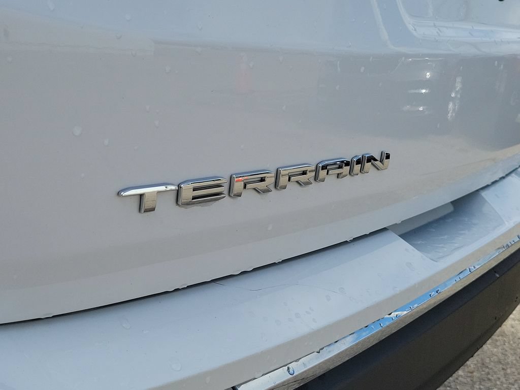 Used 2024 GMC Terrain SLT FWD image 7