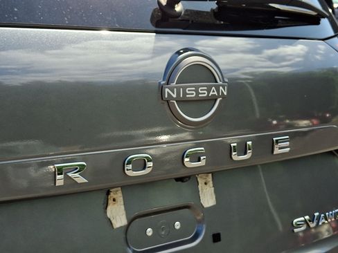 Certified 2023 Nissan Rogue SV w/ SV Premium B Package AWD/4WD image 31