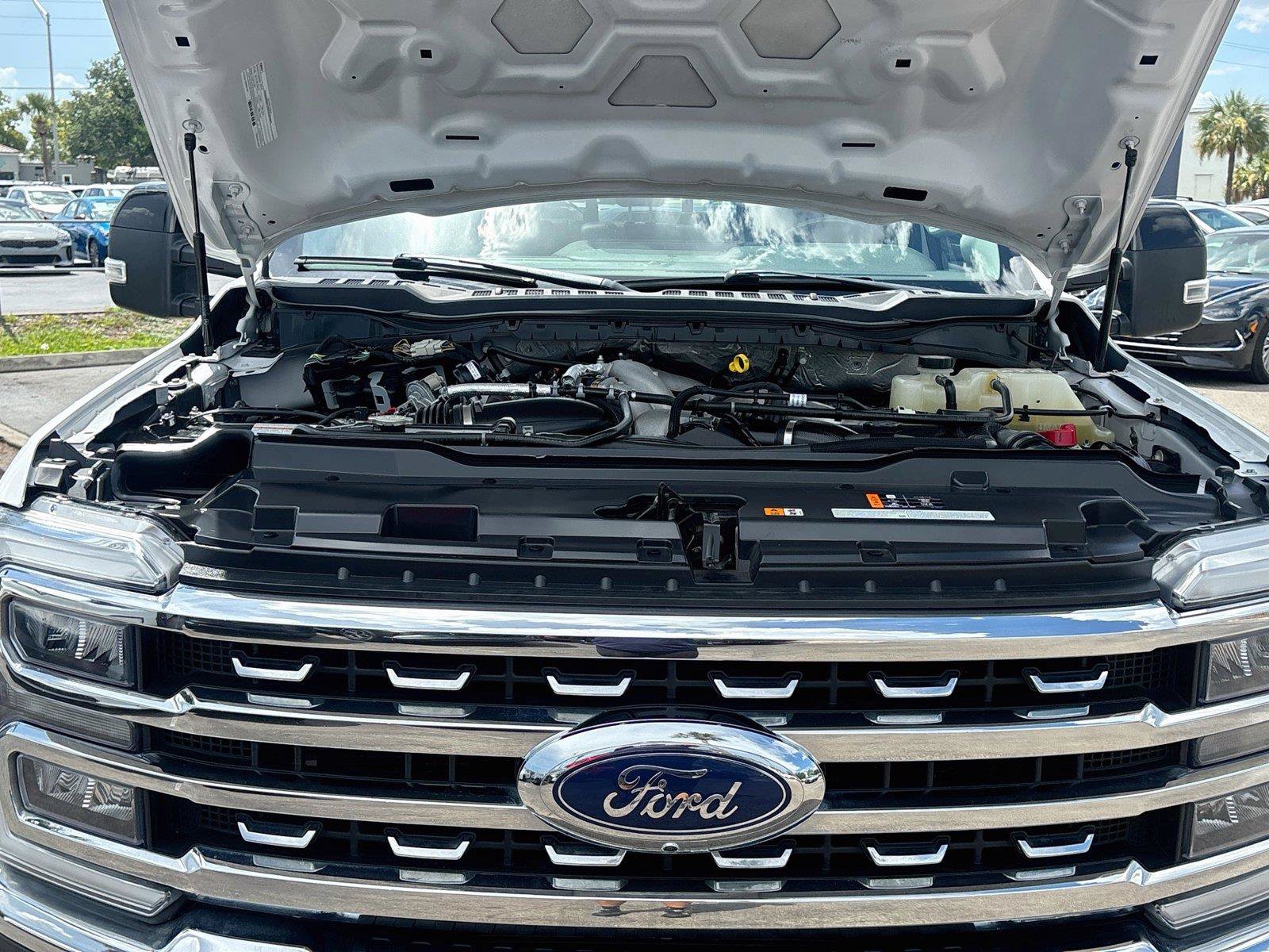 Used 2024 Ford F250 Lariat w/ FX4 Off-Road Package AWD/4WD image 30