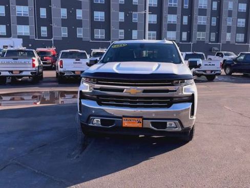Used 2021 Chevrolet Silverado 1500 LTZ image 3