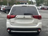 Used 2017 Mitsubishi Outlander SEL image 5