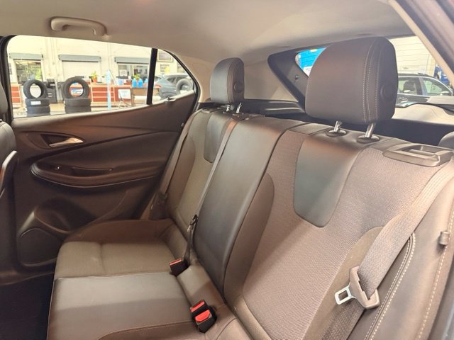 Used 2021 Buick Encore GX Preferred w/ Cold Weather Comfort Package FWD image 21