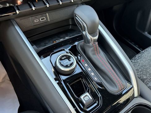 New 2026 Chevrolet Colorado Z71 image 17