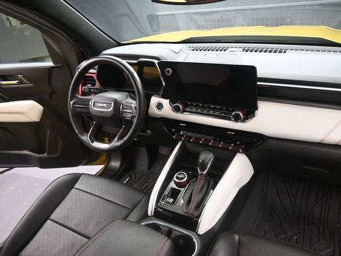 Used 2023 GMC Canyon AT4X w/ LPO, Sports Bar Package AWD/4WD image 21