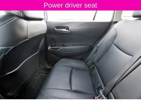 Used 2024 Toyota Corolla Cross XLE image 12