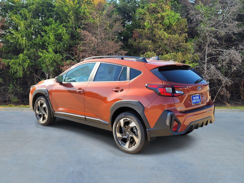 Used 2025 Subaru Crosstrek 2.5i Limited w/ Crosstrek Mirror Package image 19