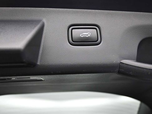 Used 2023 Hyundai Tucson Limited w/ Cargo Package image 24