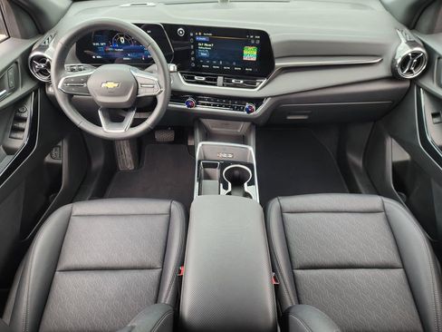 Used 2025 Chevrolet Equinox LT w/ Convenience Package II FWD image 23