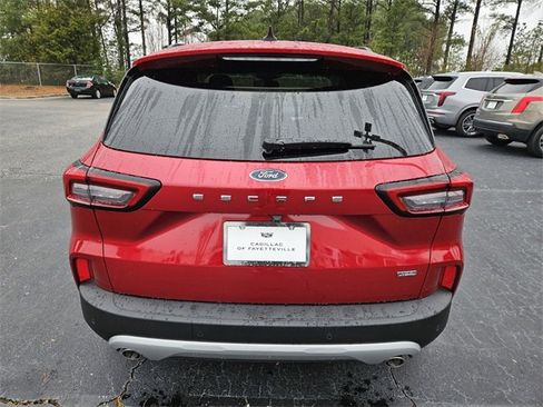 Used 2024 Ford Escape SE w/ PHEV Premium Package image 6
