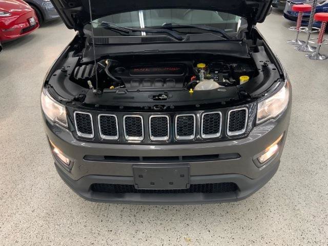 Used 2018 Jeep Compass Latitude AWD/4WD image 35