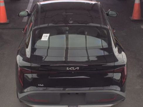 Used 2025 Kia K4 EX FWD image 9