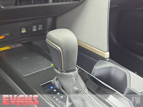 New 2026 Toyota Camry SE w/ Convenience Package image 14