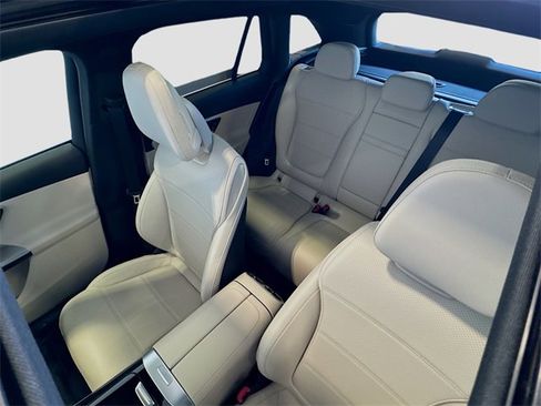 Certified 2025 Mercedes-Benz GLC 300 4MATIC image 23