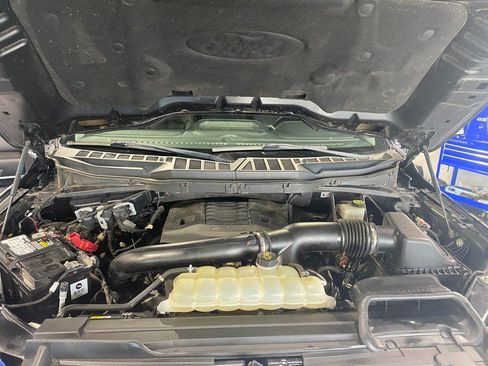 Used 2022 Ford F150 Lariat AWD/4WD image 19