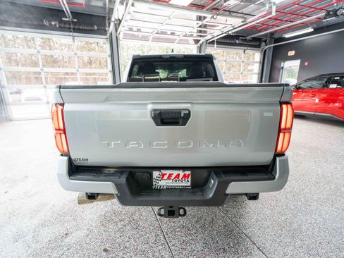 Certified 2024 Toyota Tacoma SR5 image 4