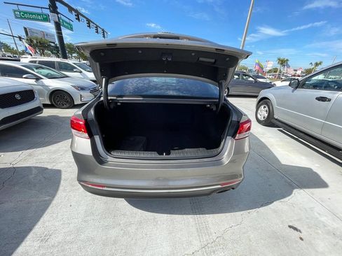 Used 2019 Kia Optima LX FWD image 9