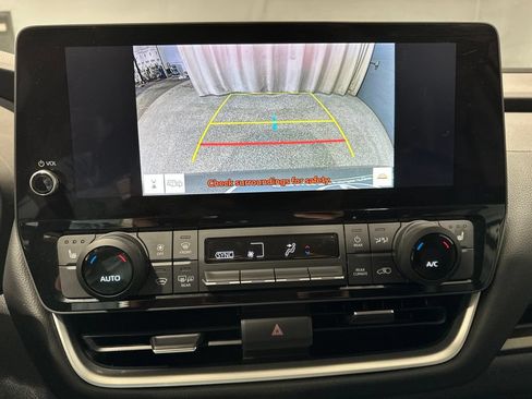 Certified 2024 Toyota Grand Highlander AWD Hybrid image 10
