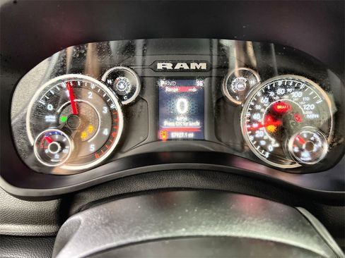 Used 2024 RAM 2500 Big Horn image 10