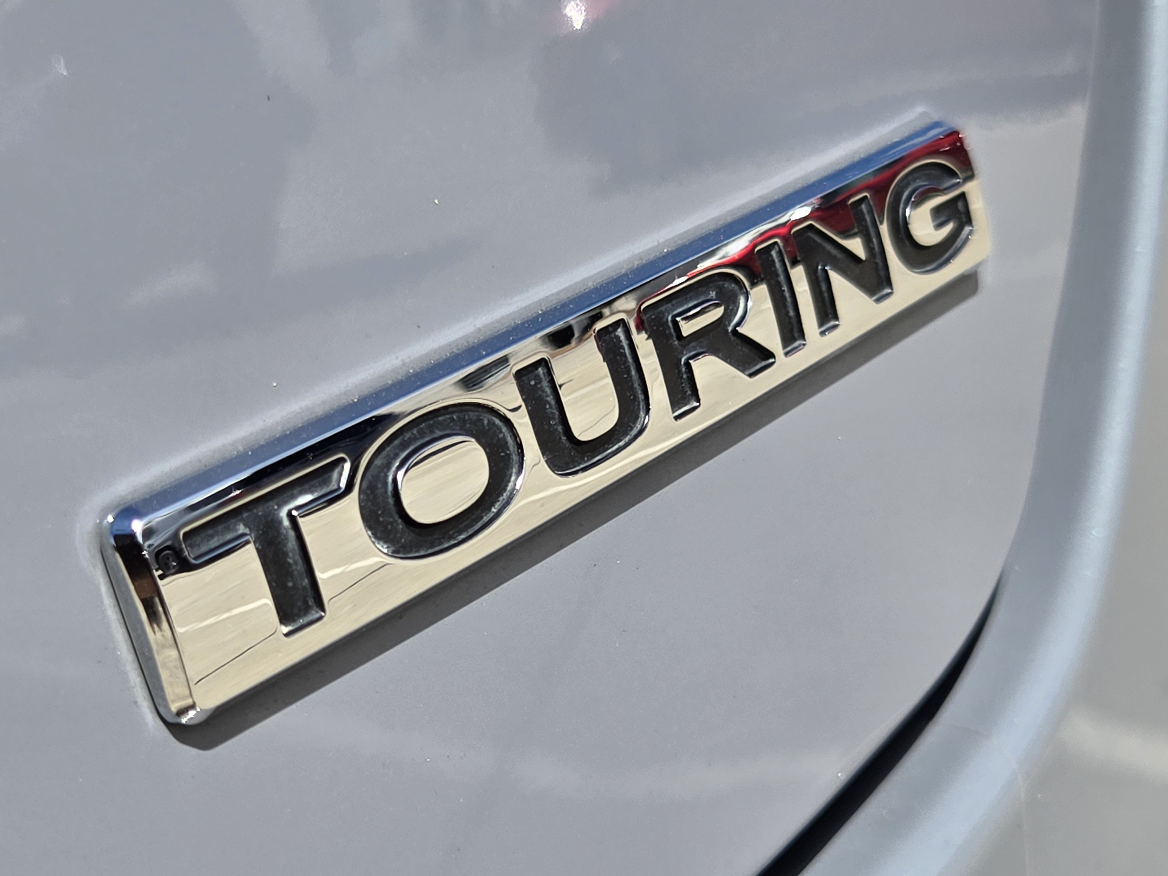 Certified 2025 Honda Pilot Touring image 12