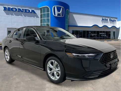 New 2025 Honda Accord LX image 8