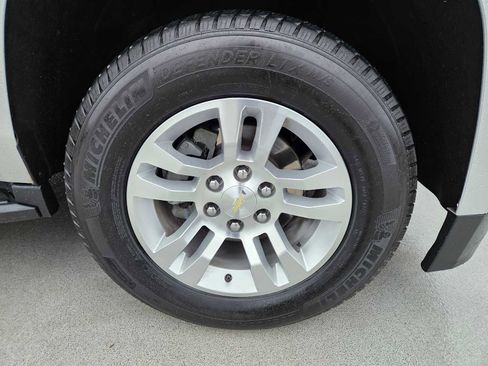 Used 2019 Chevrolet Tahoe LT image 9