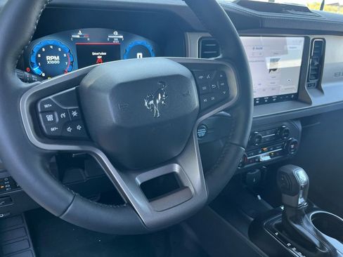 New 2025 Ford Bronco Badlands w/ Sasquatch Package image 23