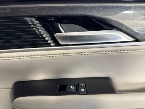 Used 2022 Jeep Wagoneer Series I image 35