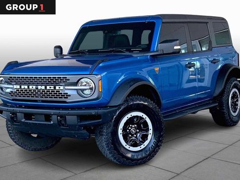 Used 2024 Ford Bronco Badlands image 1