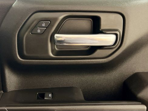 Used 2025 Chevrolet Silverado 1500 Custom w/ Turbomax Blackout Package RWD image 32