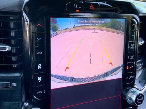 Used 2025 RAM 1500 Laramie image 29