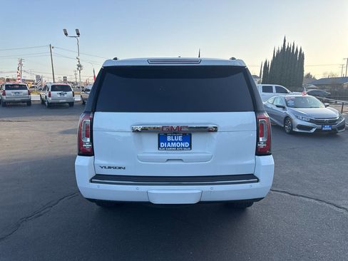 Used 2019 GMC Yukon Denali w/ Denali Ultimate Package image 6