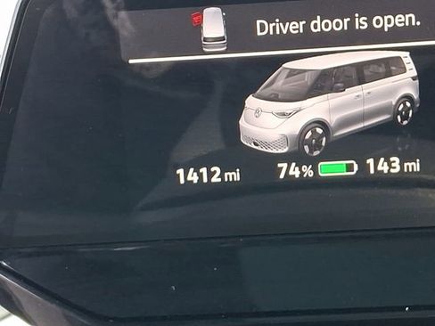 Used 2025 Volkswagen ID. Buzz Pro S Plus image 28