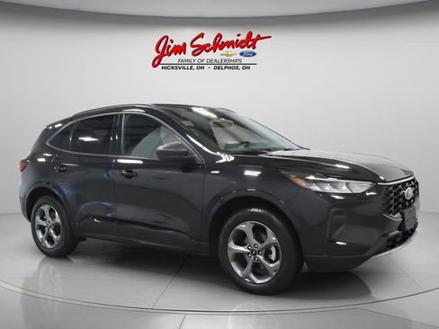 Used 2024 Ford Escape ST-Line AWD/4WD image 2