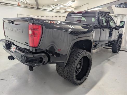Used 2026 Chevrolet Silverado 3500 LTZ image 3