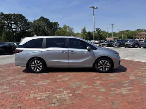 Certified 2025 Honda Odyssey EX-L image 37