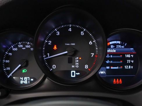 Certified 2025 Porsche Macan image 26