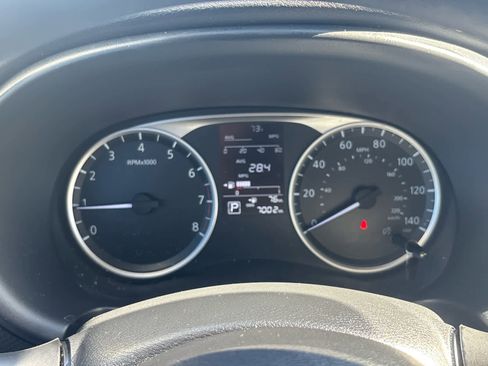 Used 2024 Nissan Kicks S image 10